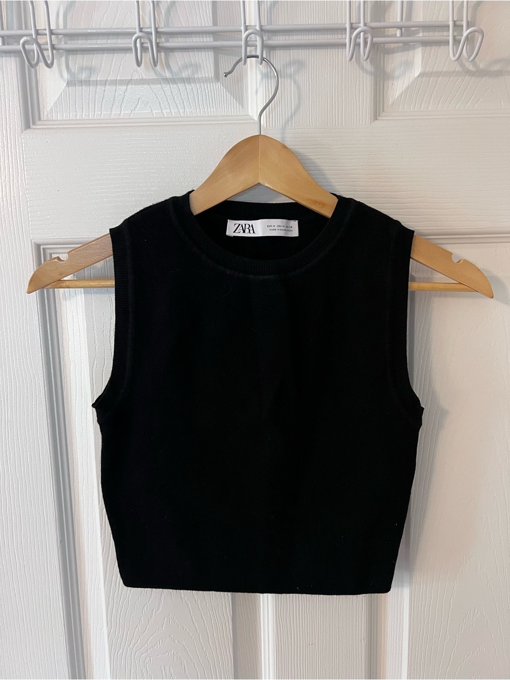Zara Black Sleeveless Crop Top